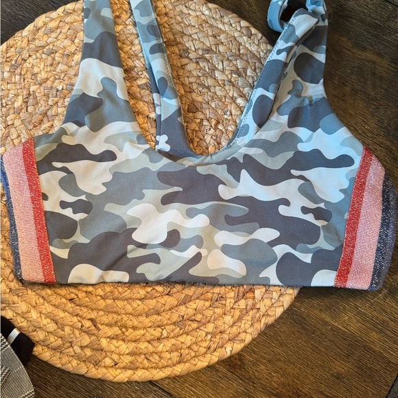 Spiritual Gangster
Shakti Metallic-Stripe Camo Sports Bra - Picture 2 of 5